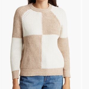 NWT, Tahari, Camel & Ivory Raglan Sweater!